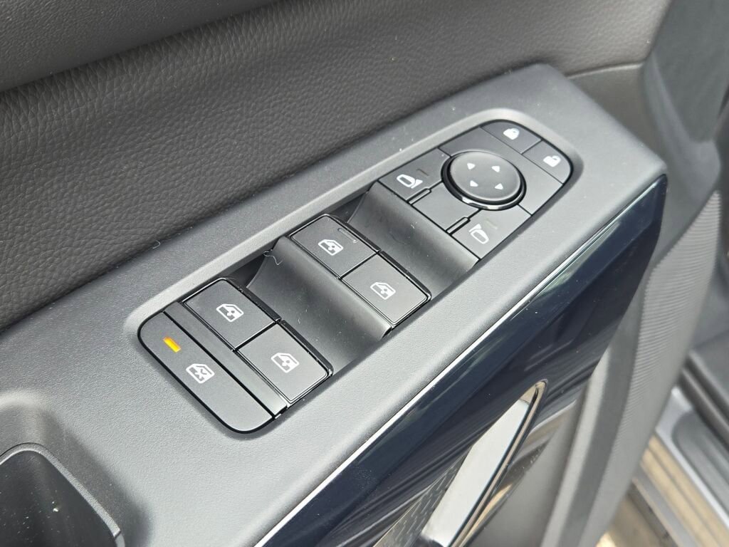 New 2026 Nissan Pathfinder SV AWD/4WD image 24