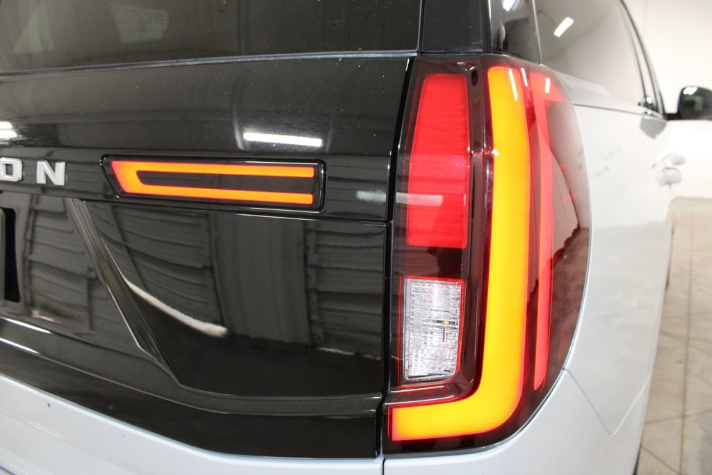 Used 2025 Ford Expedition Platinum AWD/4WD image 28