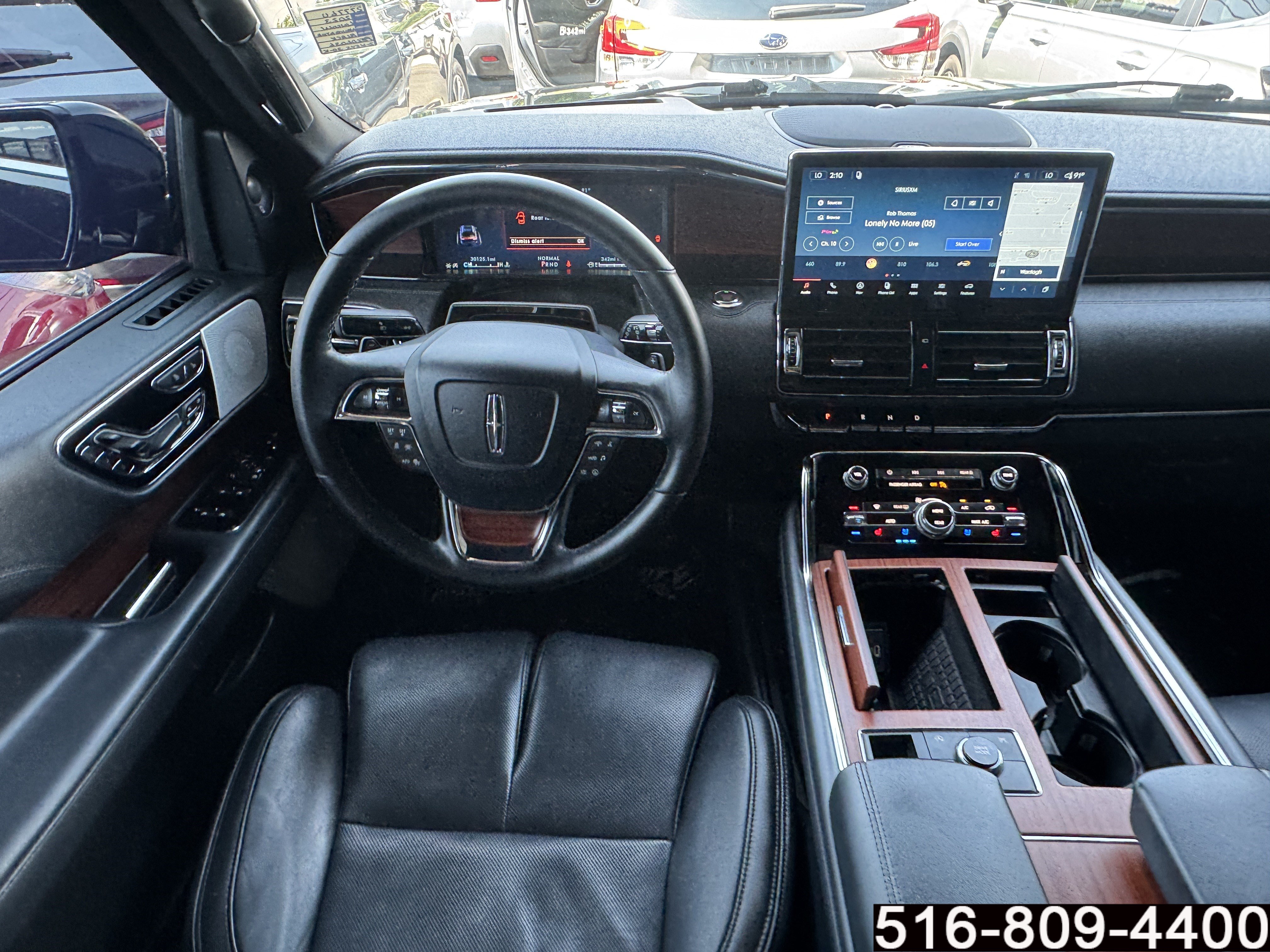 Used 2023 Lincoln Navigator Reserve AWD/4WD image 12