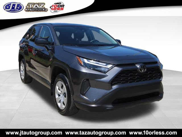 Used 2024 Toyota RAV4 LE FWD image 1