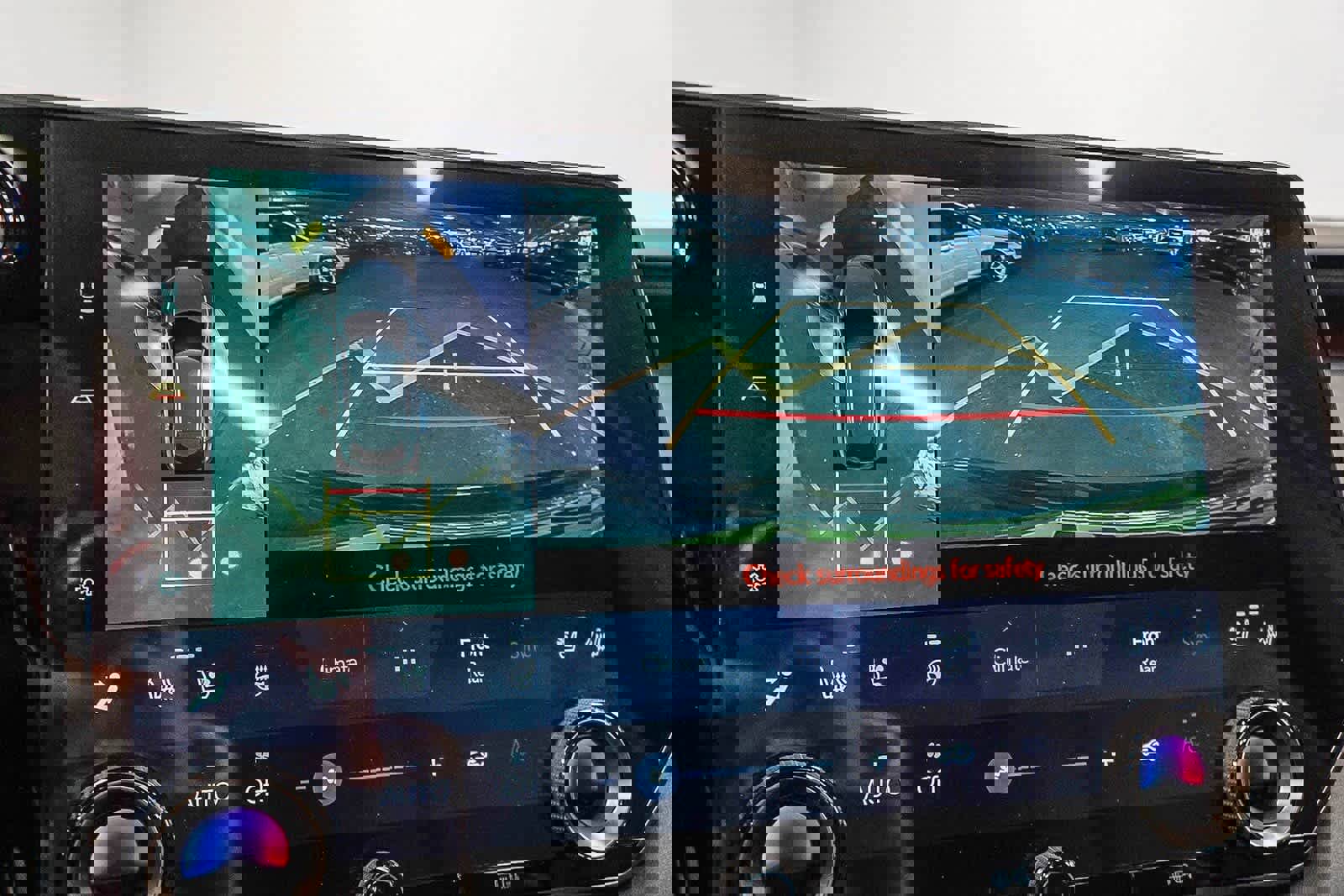 Used 2024 Lexus RX 450h Luxury image 25