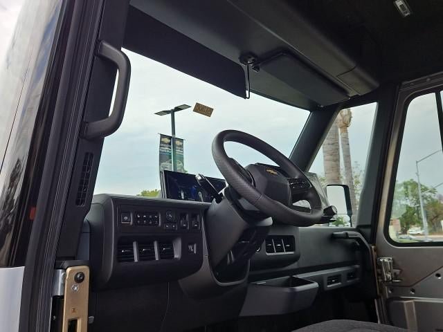 New 2025 Chevrolet Brightdrop 400 FWD image 10