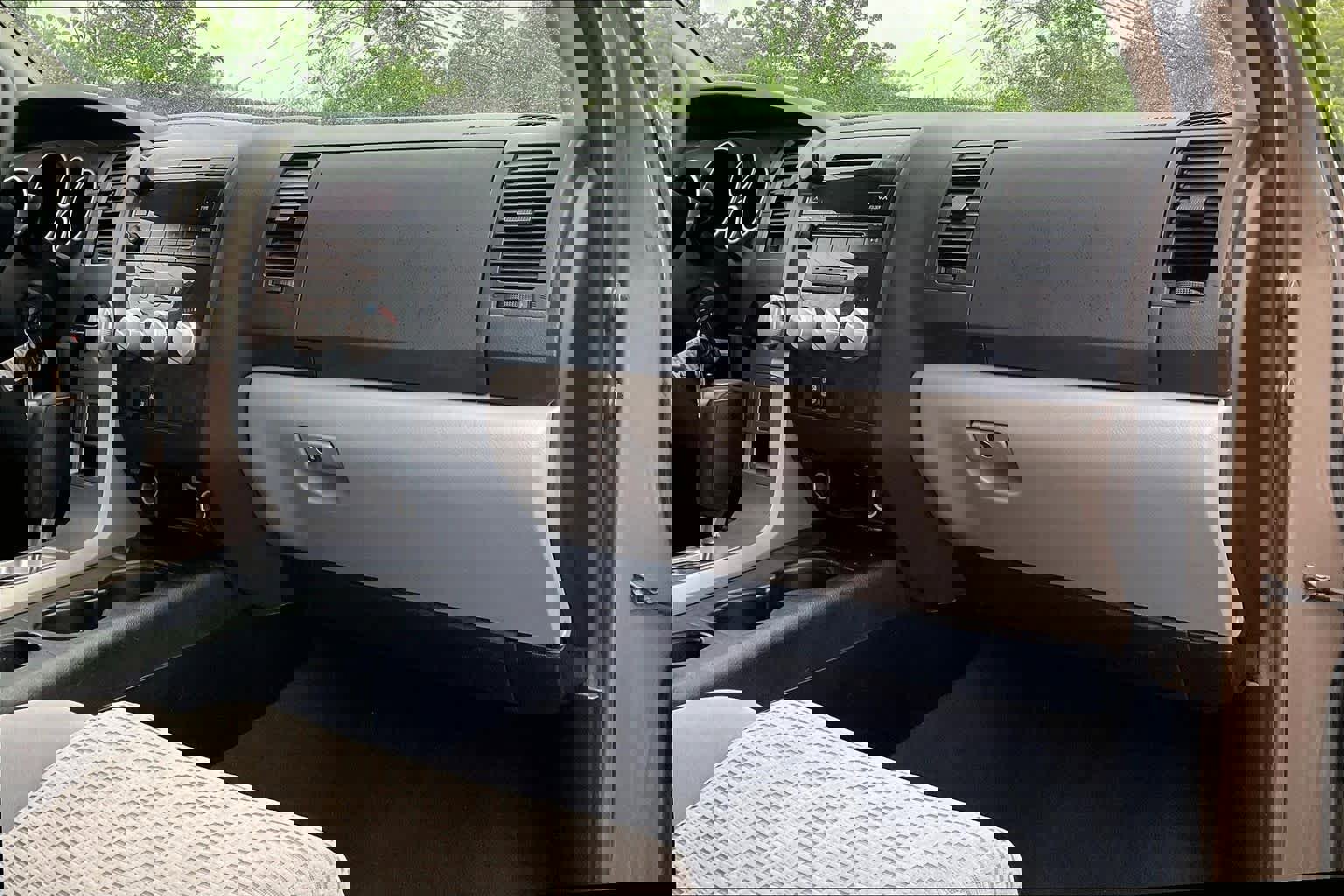 Used 2012 Toyota Tundra 2WD CrewMax w/ SR5 Pkg image 17