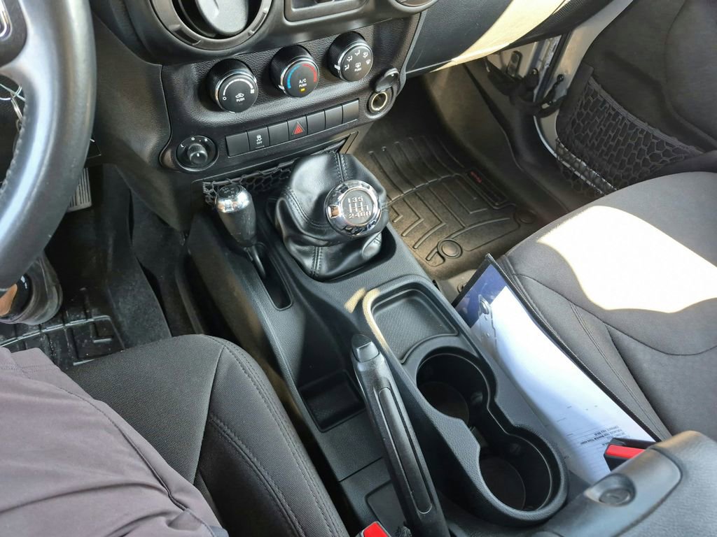 Used 2016 Jeep Wrangler Unlimited Sport w/ Quick Order Package 23S AWD/4WD image 20