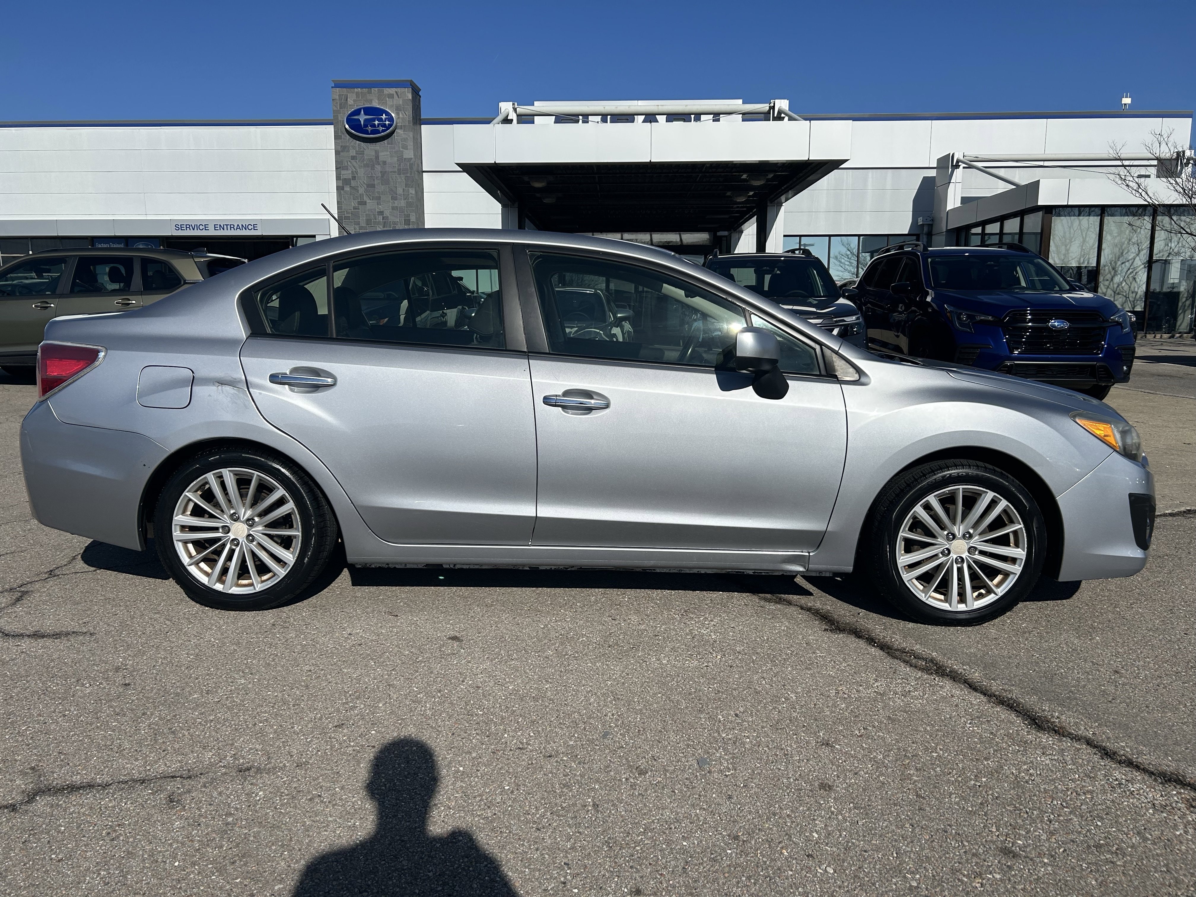 Used 2012 Subaru Impreza 2.0i Limited image 8