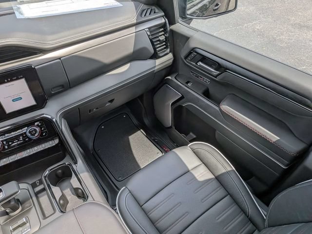 New 2026 GMC Sierra 1500 AT4X w/ LPO, Black Badging Package AWD/4WD image 17