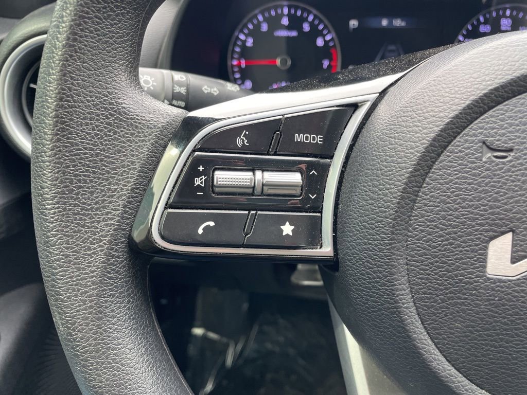 Used 2023 Kia Forte LXS image 22
