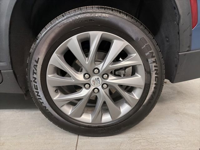 Used 2025 Buick Enclave Preferred image 10