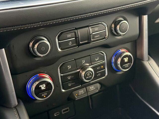 Used 2022 GMC Yukon XL SLE image 25