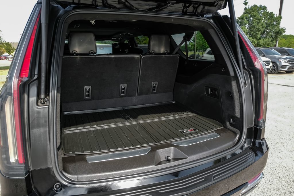 Used 2021 Cadillac Escalade ESV Premium Luxury Platinum AWD/4WD image 64
