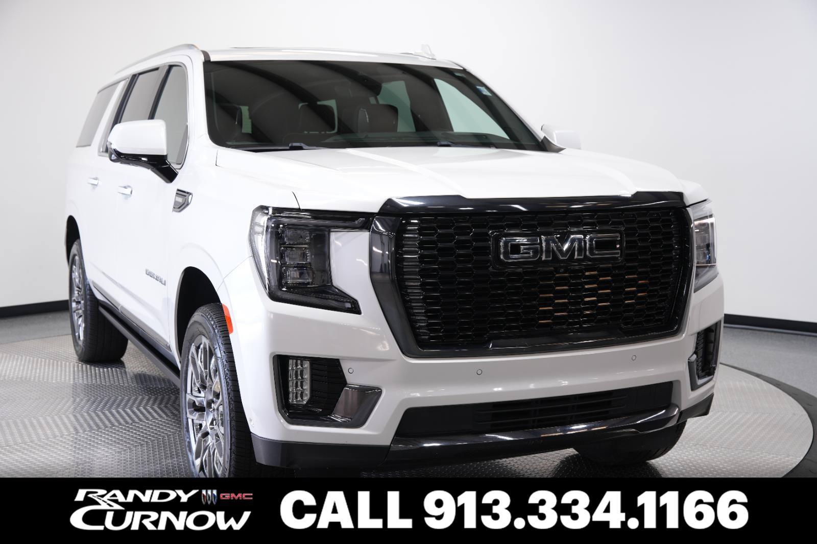 Used 2024 GMC Yukon XL Denali Ultimate AWD/4WD image 1