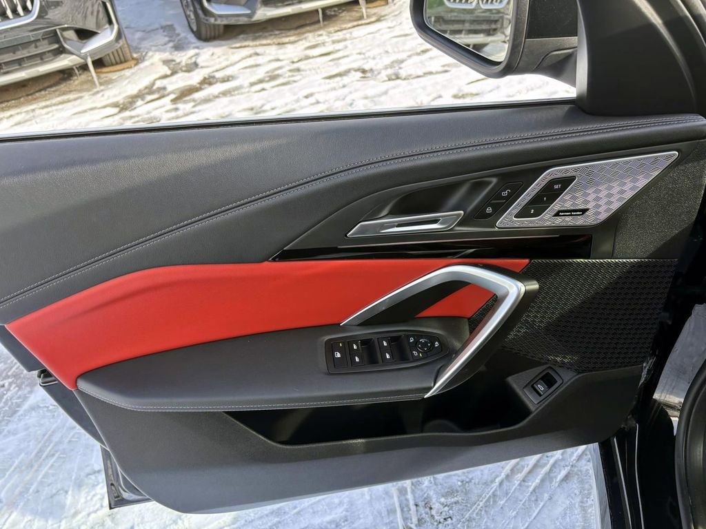 Used 2025 BMW X1 xDrive28i w/ Premium Package image 11