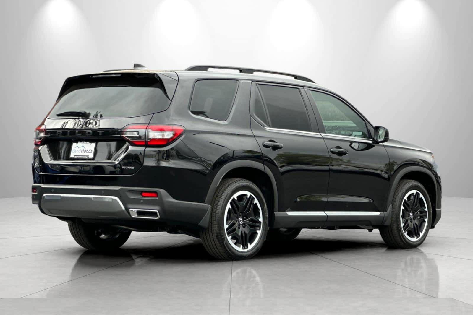 New 2026 Honda Pilot image 2
