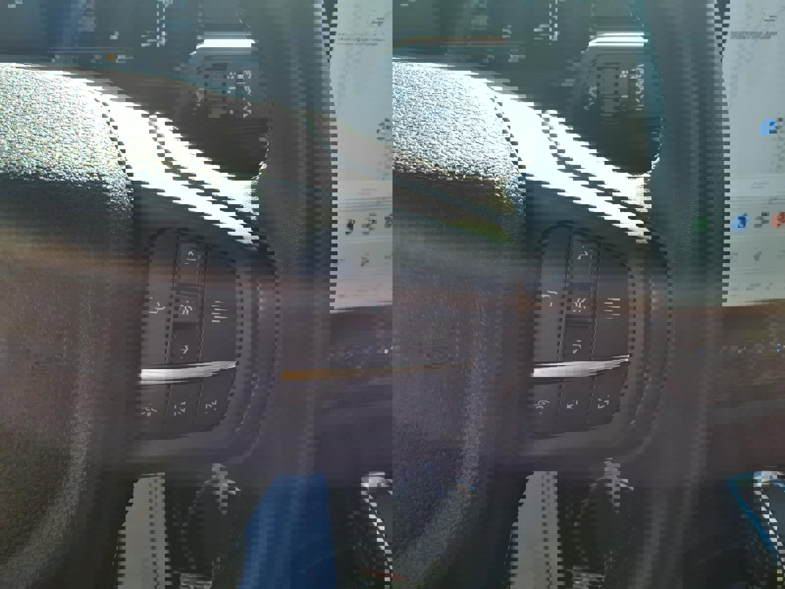 Used 2024 Ford Ranger XLT w/ FX4 Off-Road Package image 10