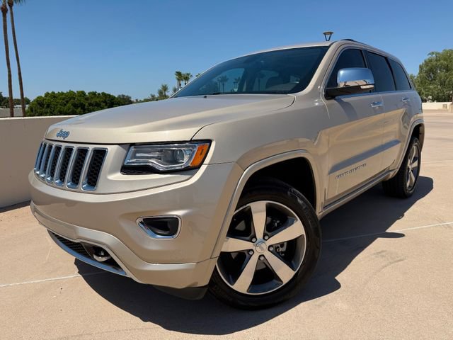 Used 2015 Jeep Grand Cherokee Overland AWD/4WD image 15