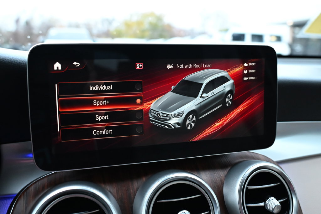 Used 2022 Mercedes-Benz GLC 300 4MATIC image 24