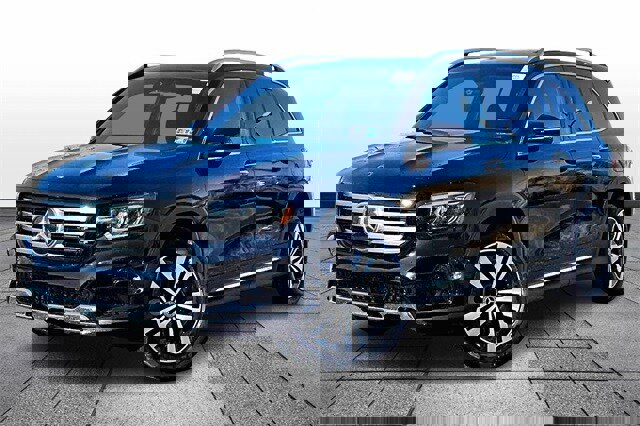 Certified 2025 Mercedes-Benz GLB 250 4MATIC image 4