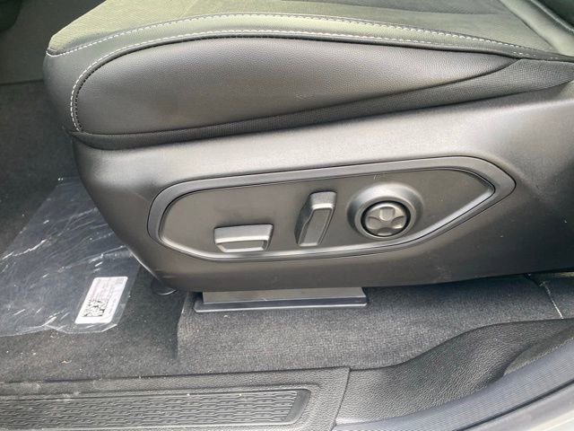 New 2025 Jeep Grand Cherokee L Altitude image 16