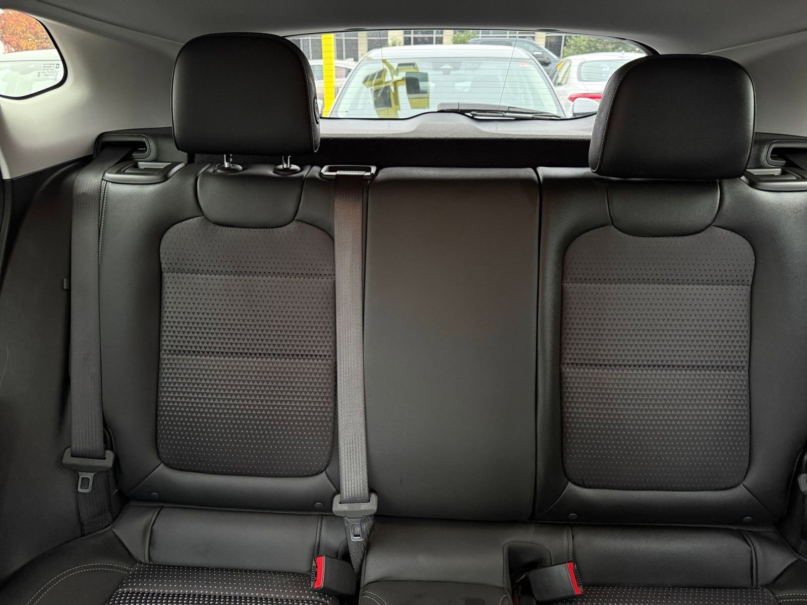 Used 2025 Chevrolet Trax LT w/ LT Convenience Package image 38