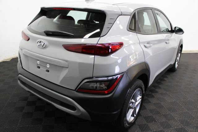 Used 2023 Hyundai Kona SE FWD image 5