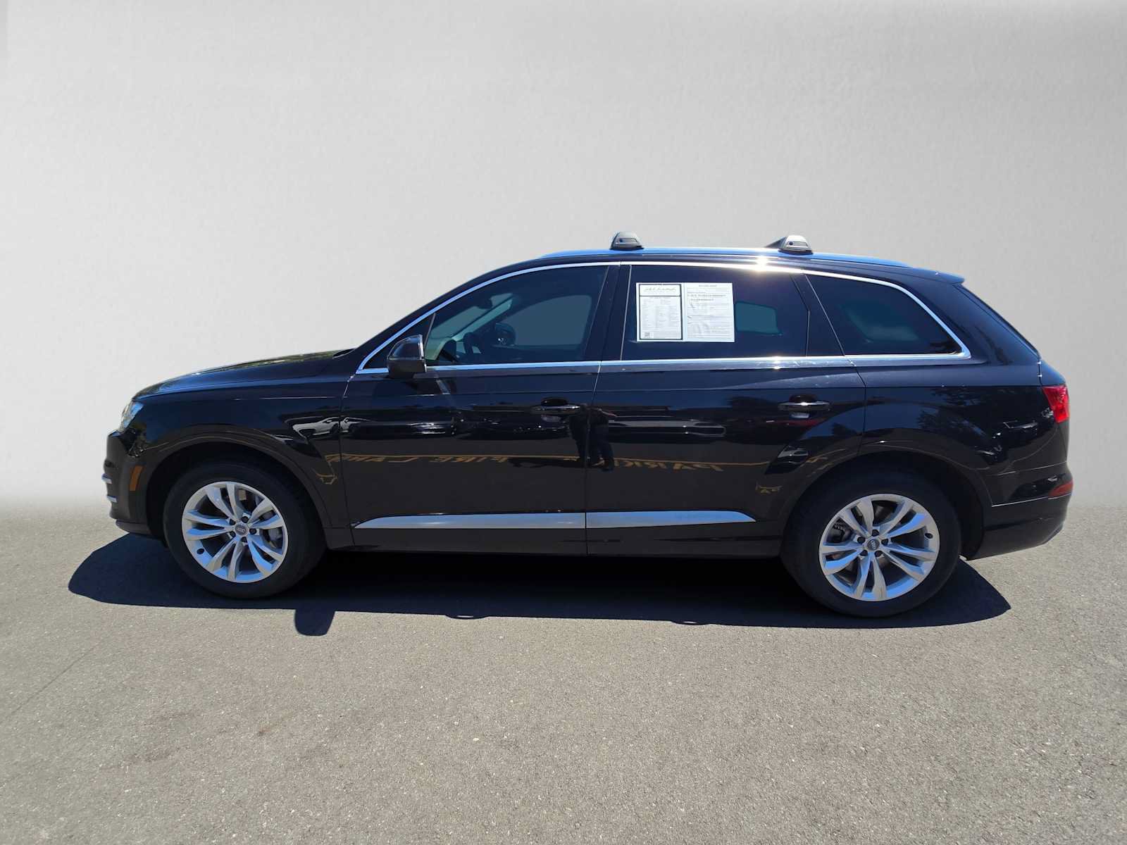 Used 2017 Audi Q7 3.0T Premium AWD/4WD image 6