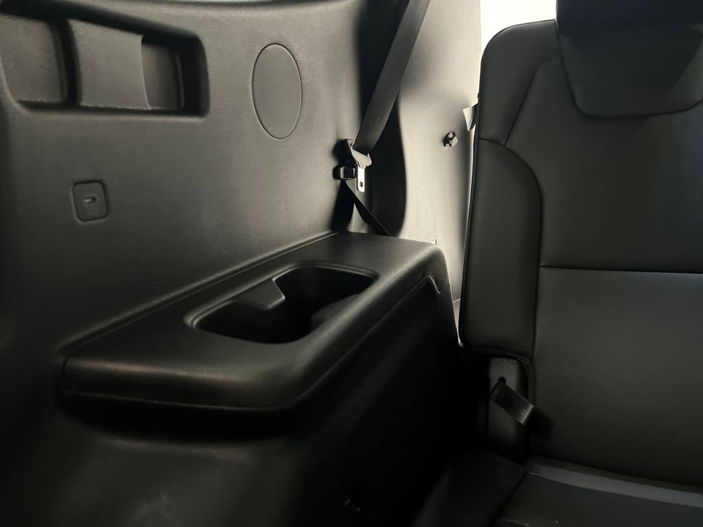 Used 2025 Kia Telluride S image 33