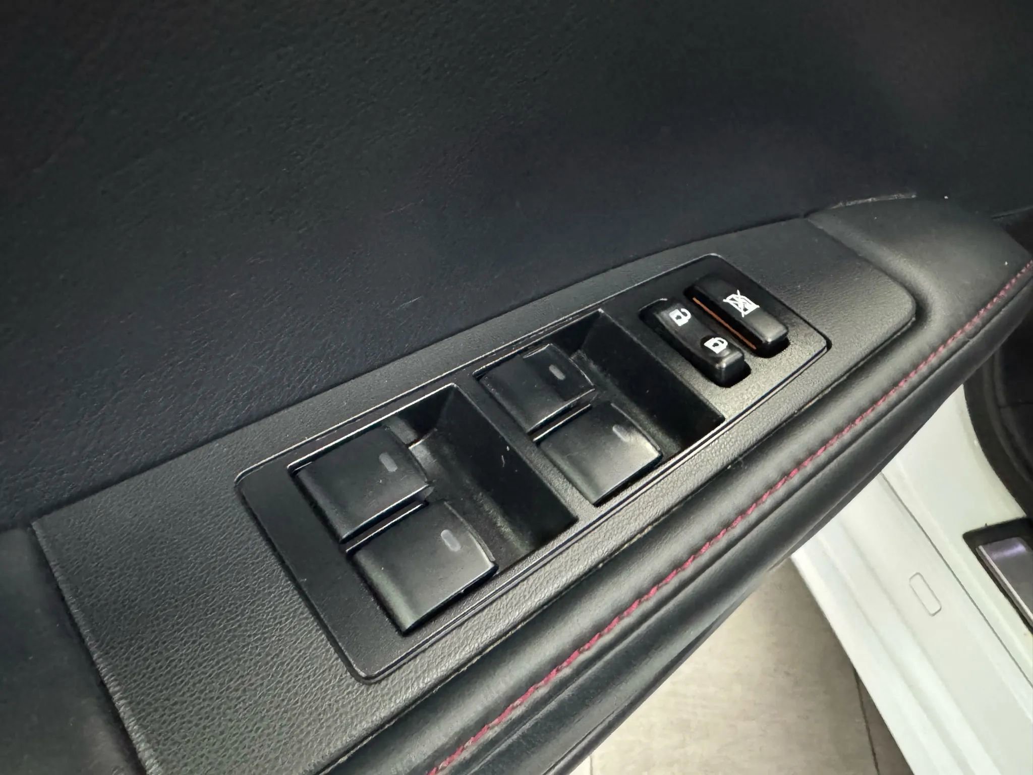 Used 2015 Lexus ES 350 image 24