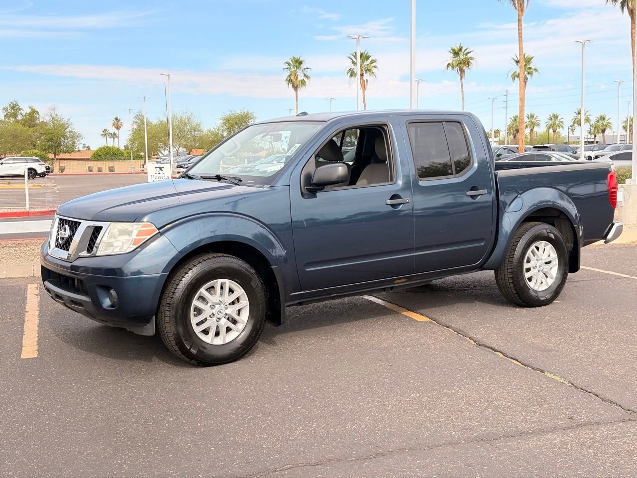 Used 2018 Nissan Frontier SV RWD image 2