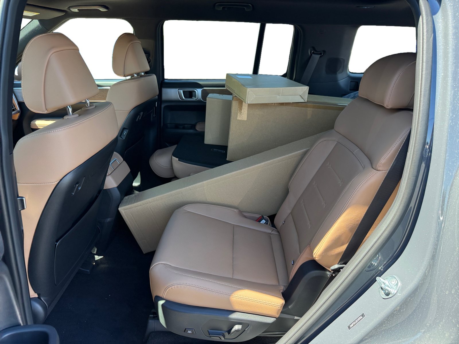 New 2026 Hyundai Santa Fe Limited AWD/4WD image 16
