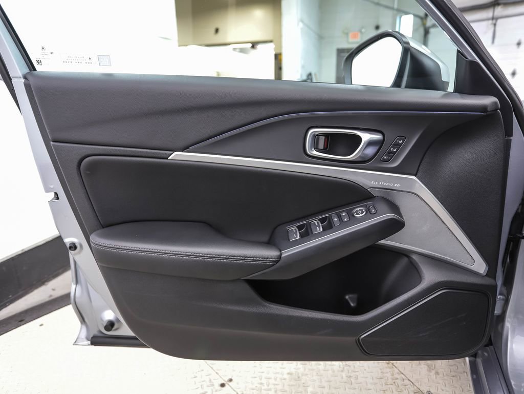 Used 2024 Acura Integra A-Spec FWD image 9