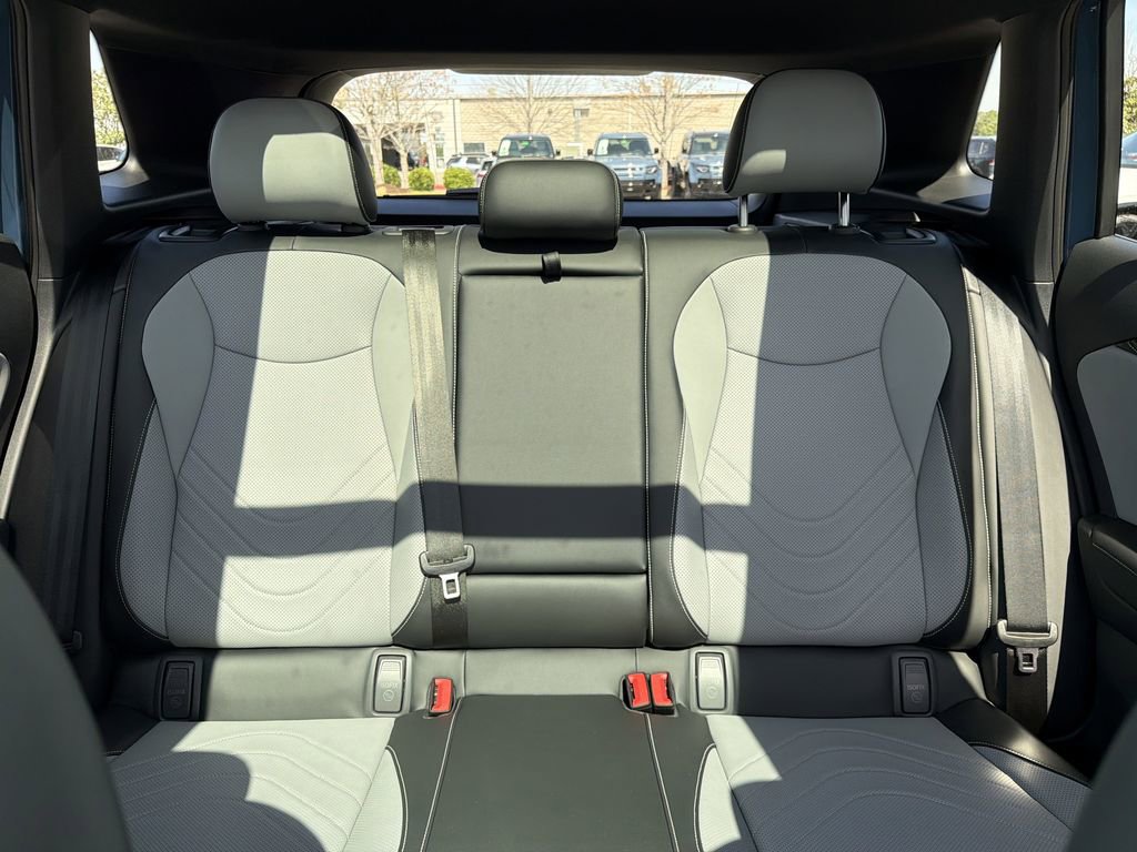 New 2026 Volkswagen Tiguan SE R-Line FWD image 31