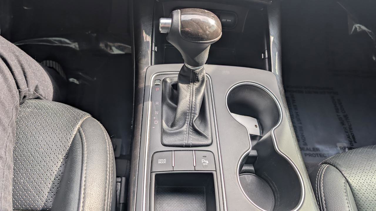 Used 2018 Kia Sorento EX image 11