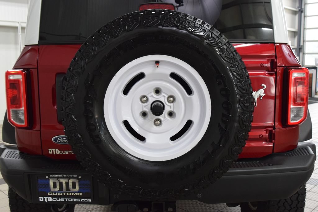 Used 2025 Ford Bronco Heritage Edition AWD/4WD image 26
