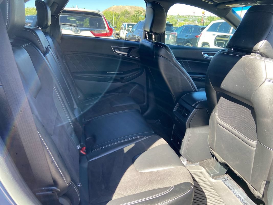 Used 2020 Ford Edge ST w/ Equipment Group 401A AWD/4WD image 33