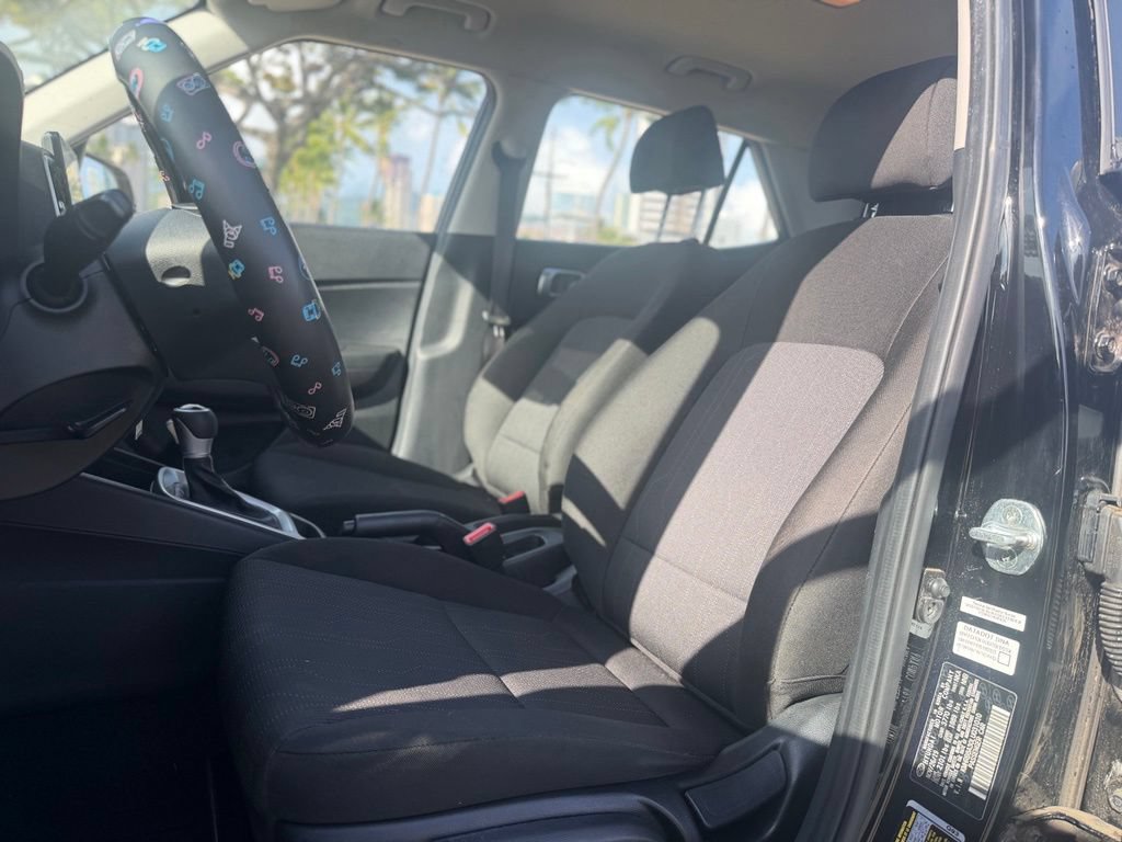 Used 2020 Hyundai Venue SE FWD image 18