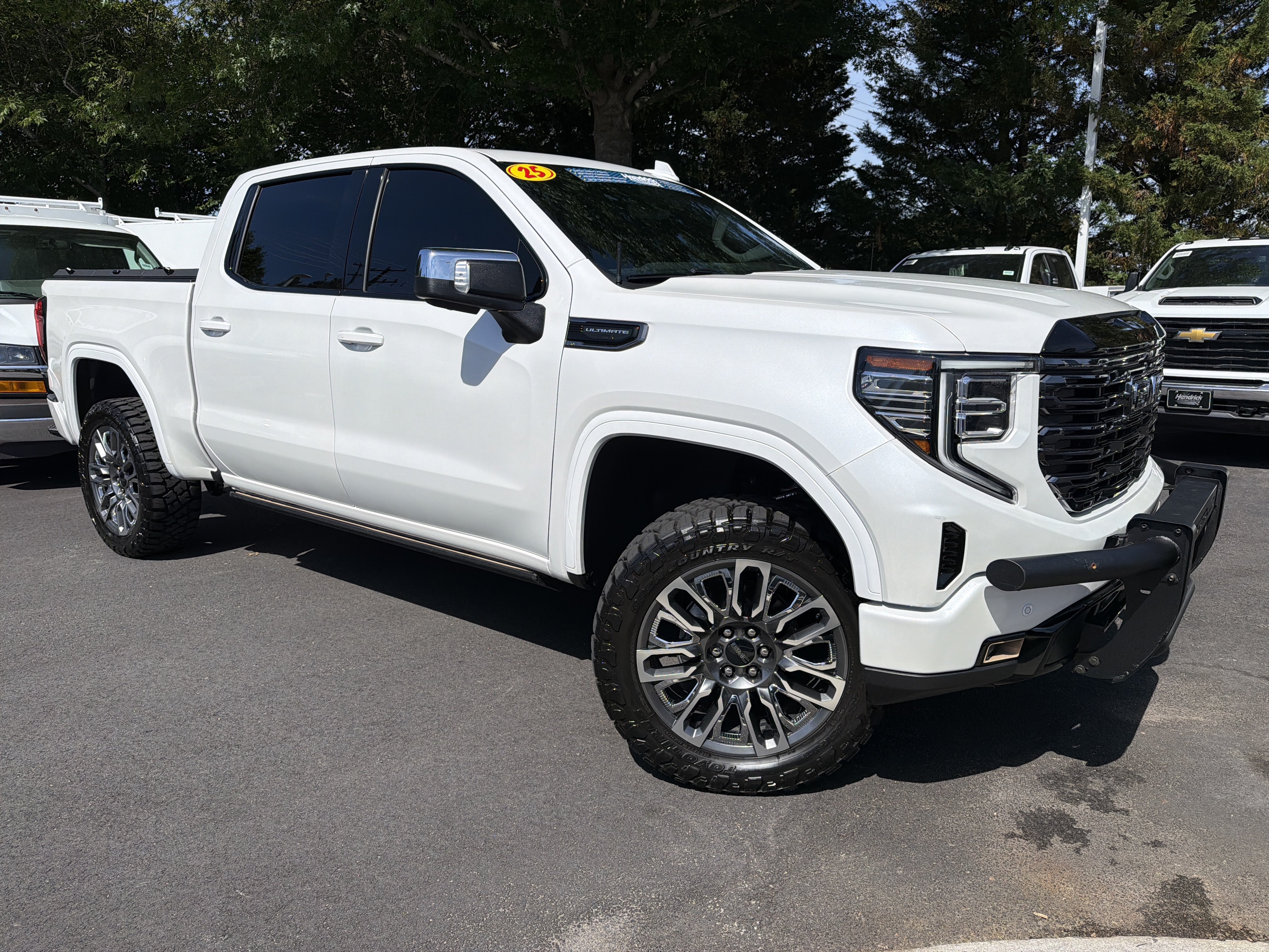 Used 2025 GMC Sierra 1500 Denali Ultimate AWD/4WD image 2