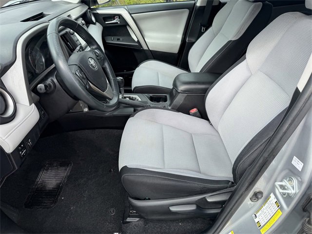 Used 2016 Toyota RAV4 XLE image 20