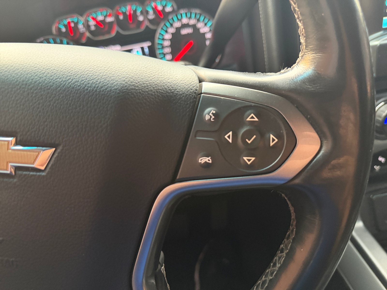 Used 2017 Chevrolet Silverado 3500 LTZ w/ Duramax Plus Package AWD/4WD image 19