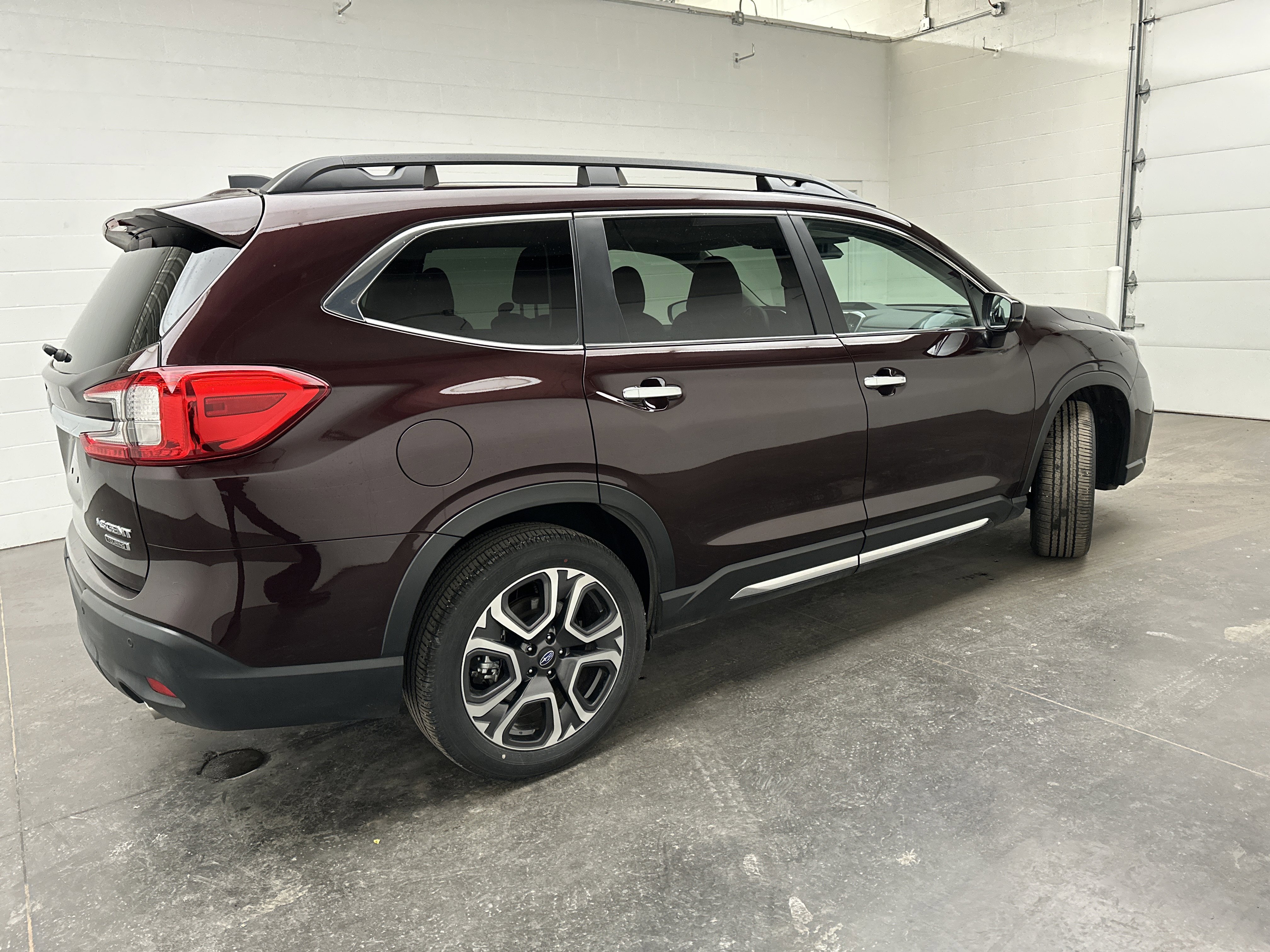 Certified 2025 Subaru Ascent Touring image 8