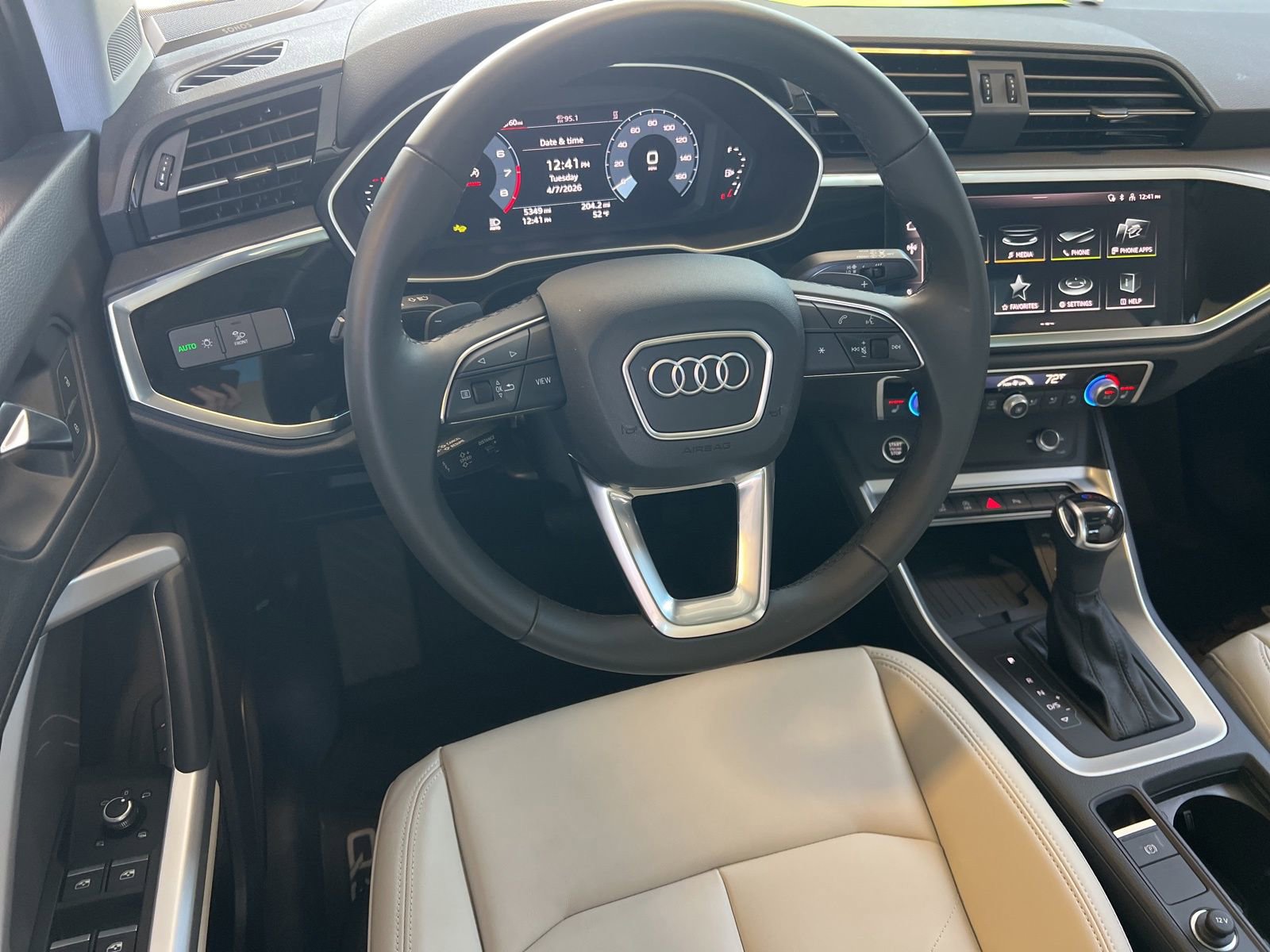 Used 2025 Audi Q3 2.0T Premium Plus w/ Premium Plus Package image 42