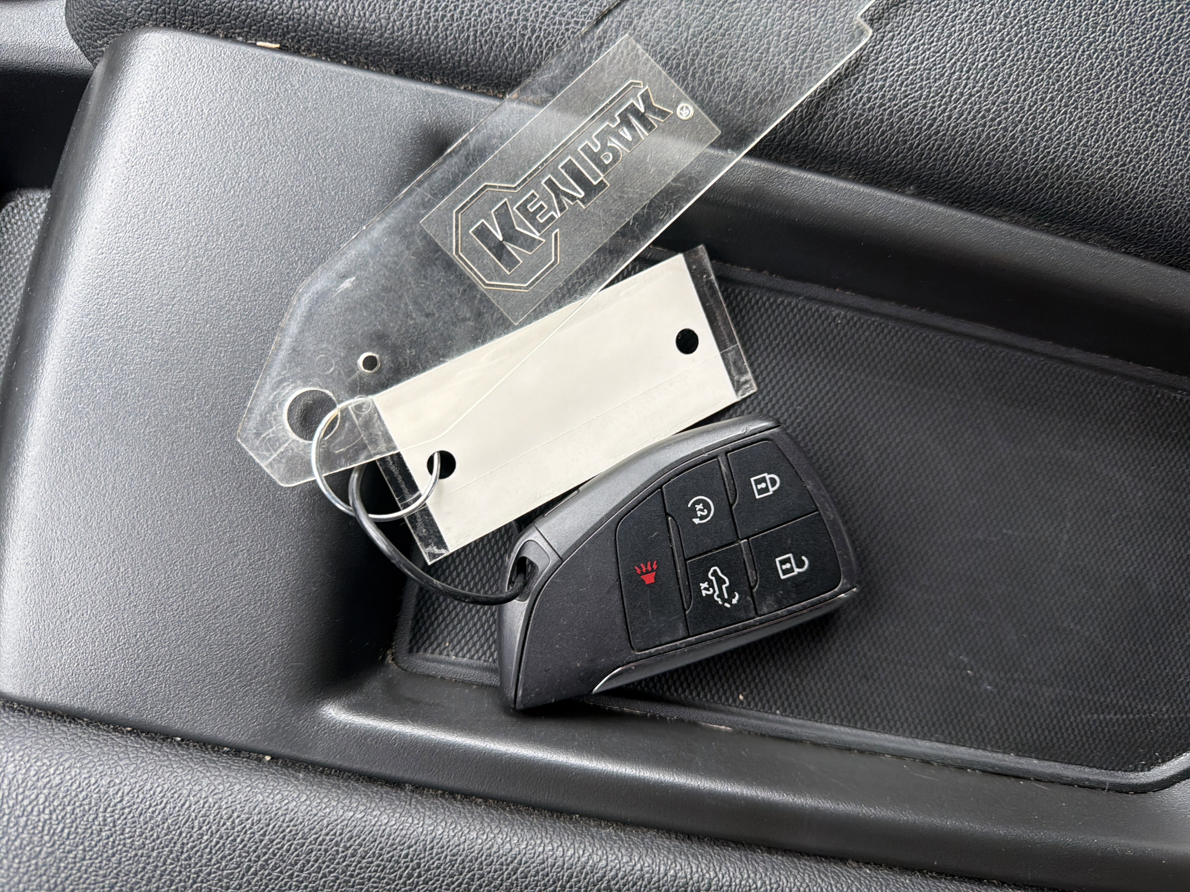 Used 2025 Chevrolet Silverado 1500 LT image 31