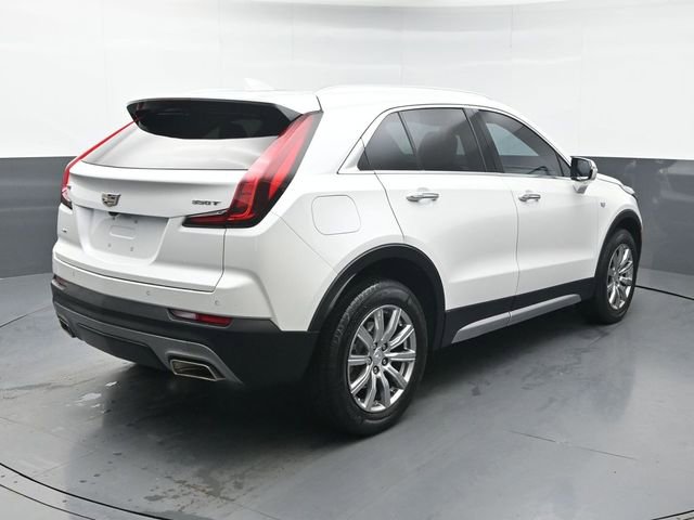 Used 2023 Cadillac XT4 Premium Luxury w/ Cold Weather Package AWD/4WD image 5