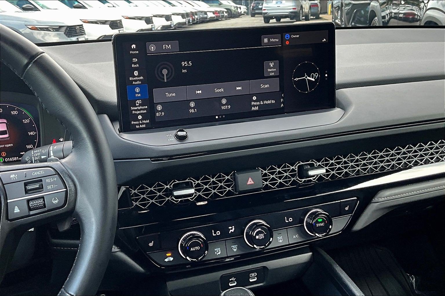Used 2024 Honda Accord Sport image 6