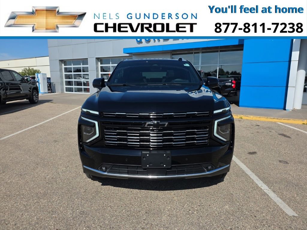 New 2026 Chevrolet Suburban High Country image 2