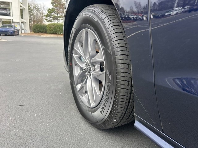 Used 2024 Toyota Sienna LE image 10