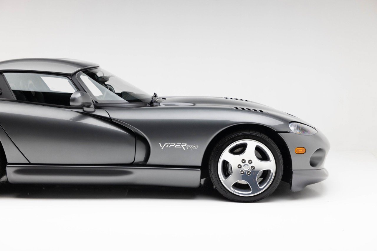 Used 2002 Dodge Viper RT/10 RWD image 37