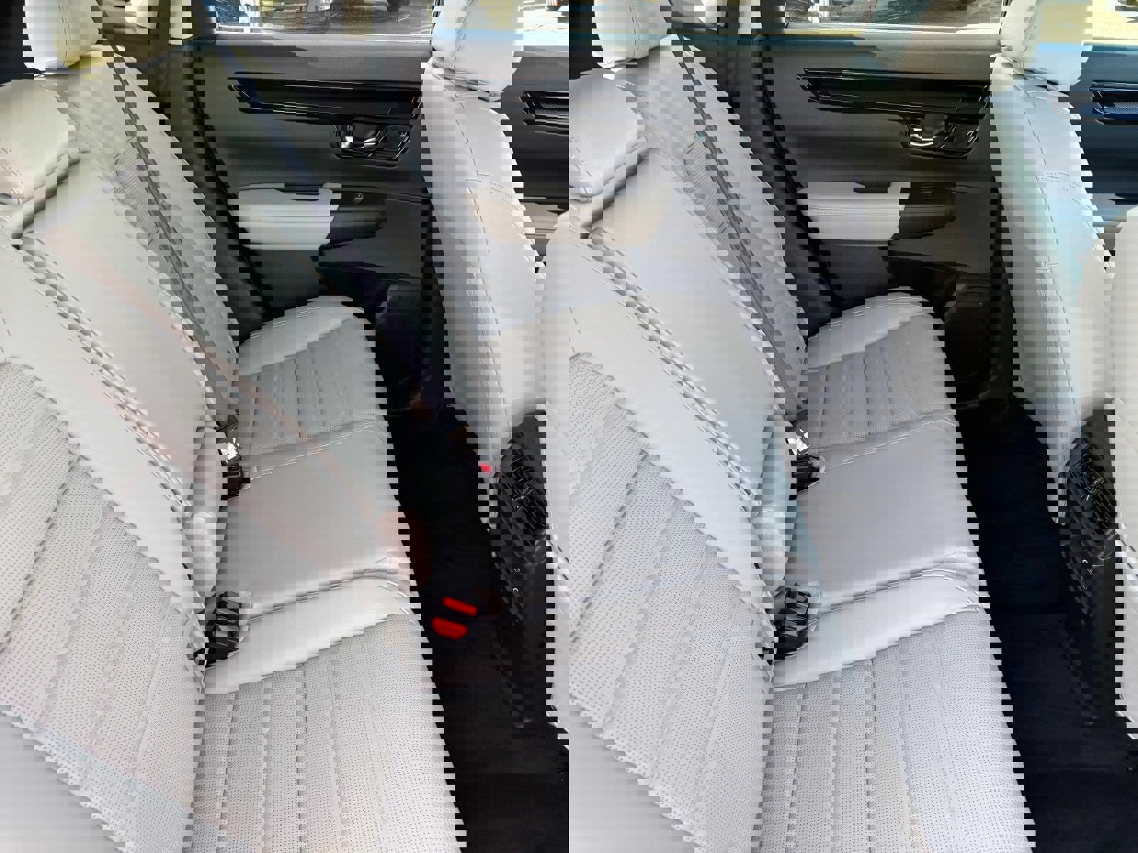 Used 2024 Honda CR-V EX-L image 17