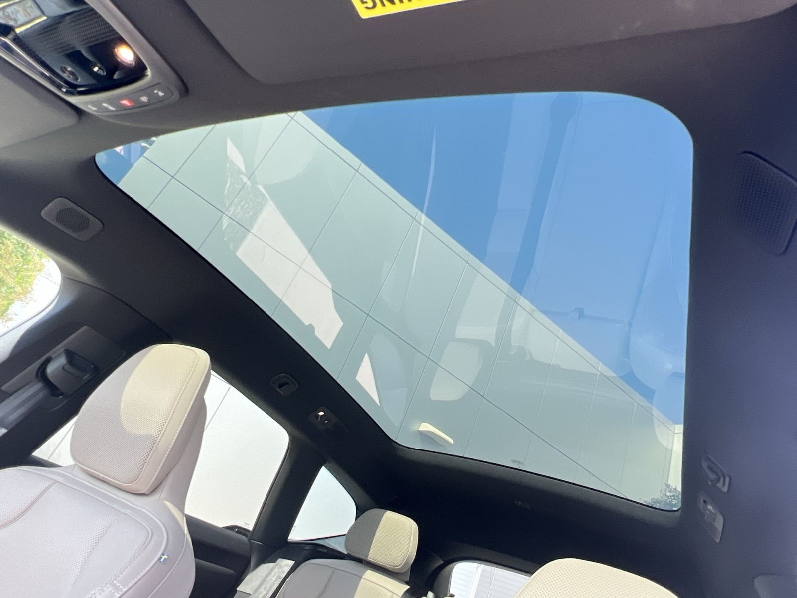 New 2027 Volvo EX60 Ultra AWD/4WD image 24