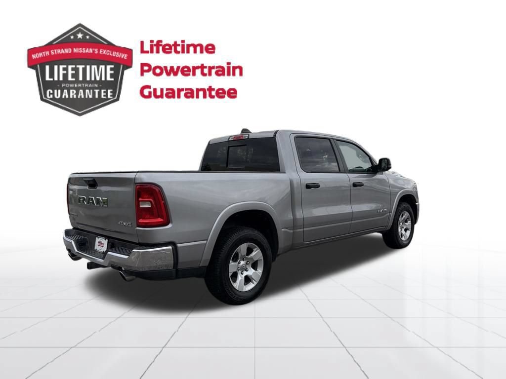 Used 2025 RAM 1500 Big Horn AWD/4WD image 6