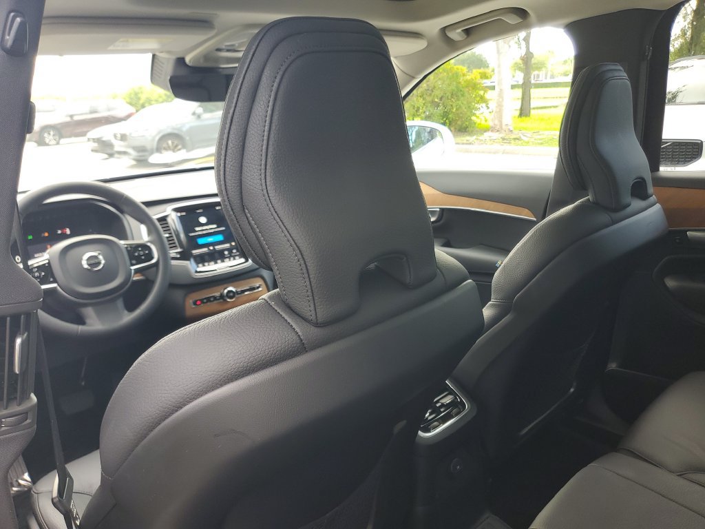 Certified 2024 Volvo XC90 T8 Plus w/ Protection Package Premier AWD/4WD image 13